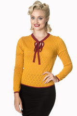 FIRST LOVE KNIT TOP