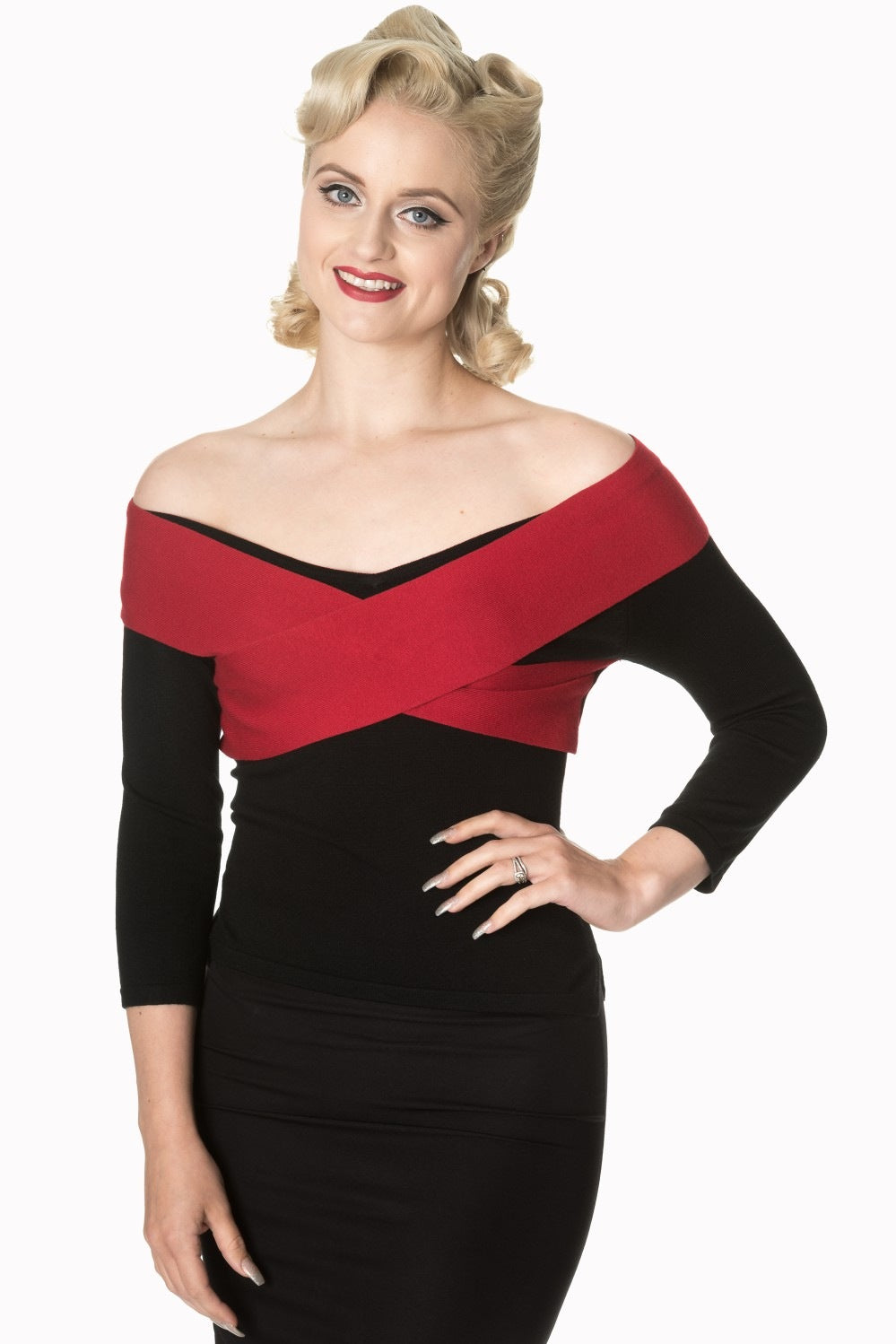 #color_Black/Red