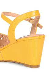 BANNED RETRO Sunny Daze Wedge 1940s-Inspired Cut-Out Peep Toe Sandals With Ankle Strap-Mustard