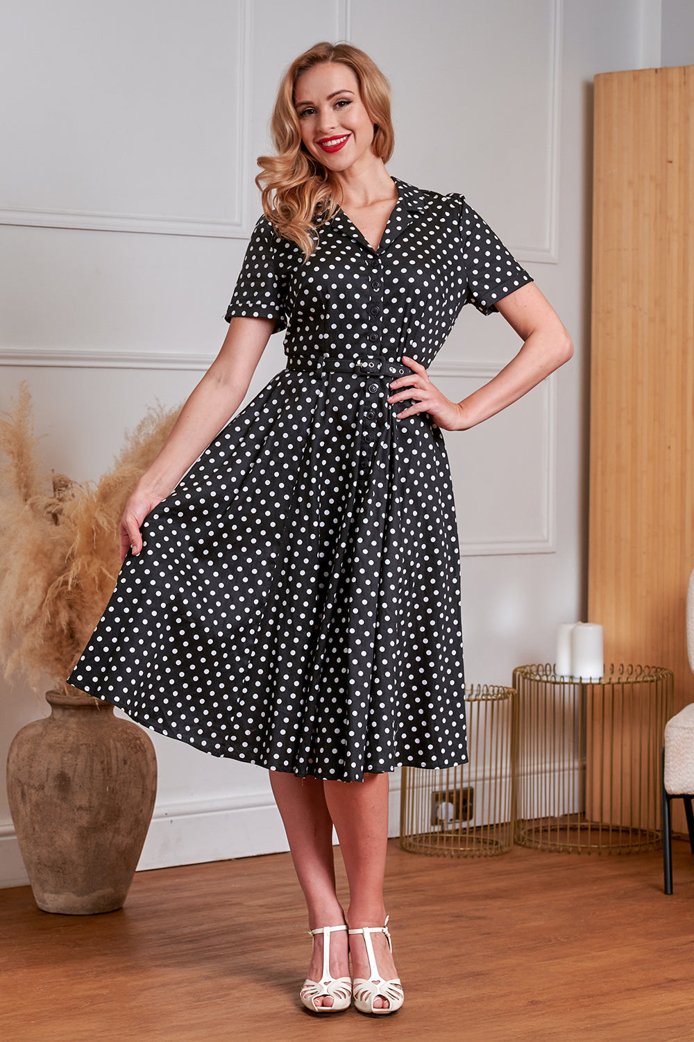 Banned Retro 50s Bella Polka Dot Swing Full Circle Dress-Black