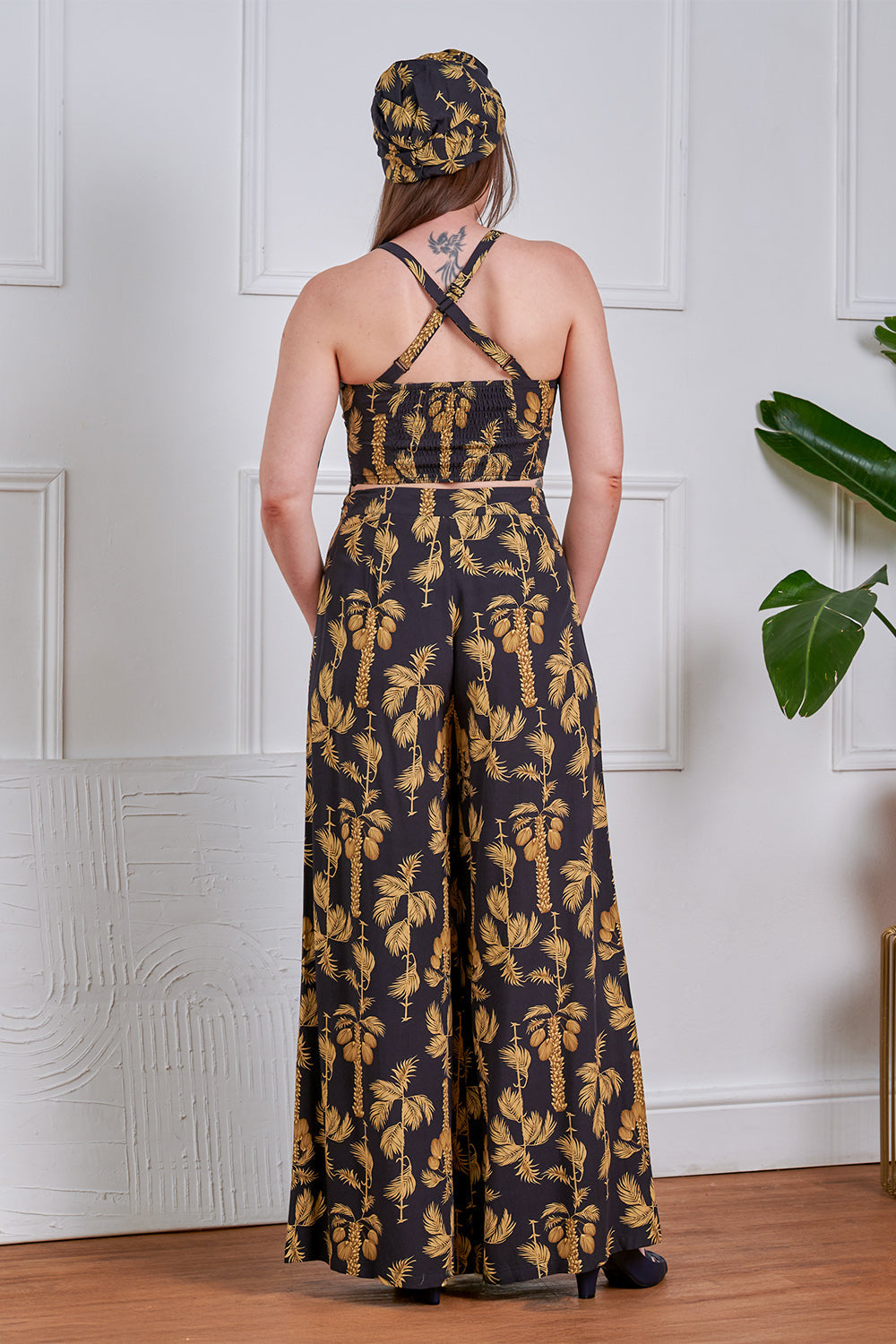 Banned Retro 40s Elizabeth Palazzo Golden Hour Palm Trousers-Black