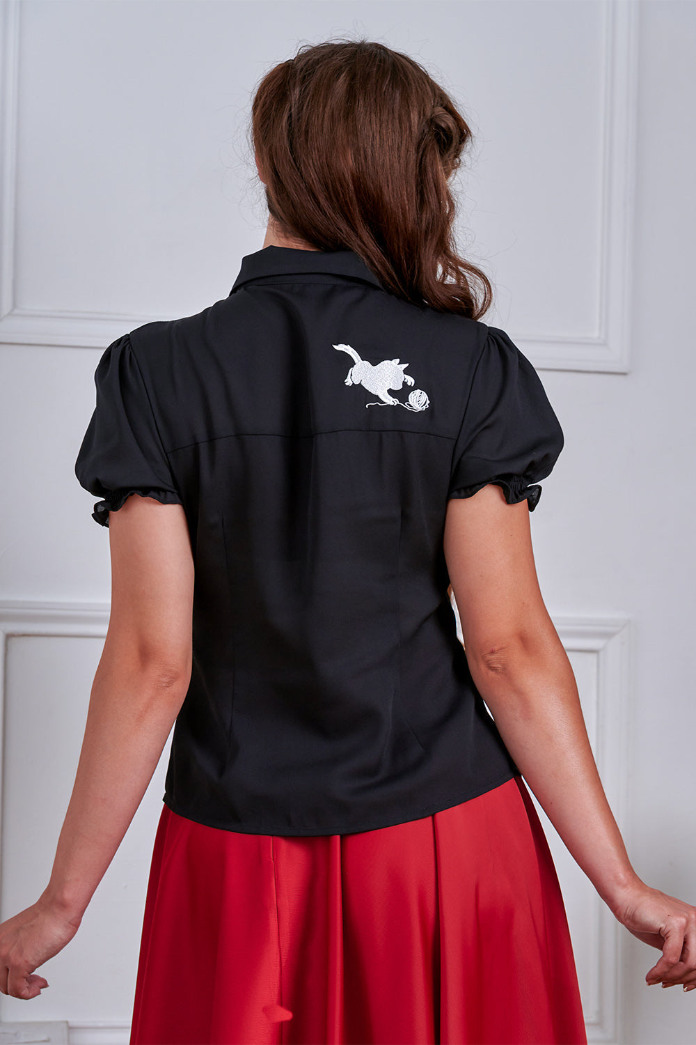 Banned Retro Adorable Cat Embroidered Puff-Sleeve Blouse-Black
