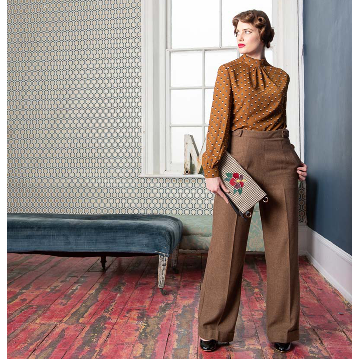 BUTTON TROUSER