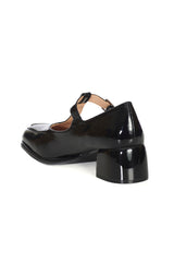 UNFORGETTABLE ELIZABETH PUMPS