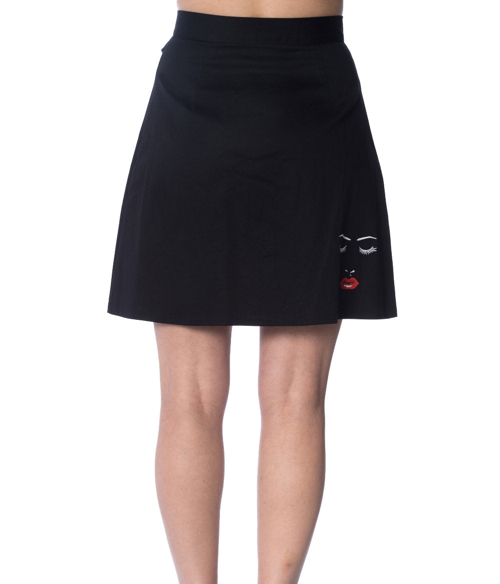 MODEL FACE SKIRT
